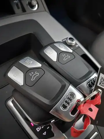 Audi Q5 view 15
