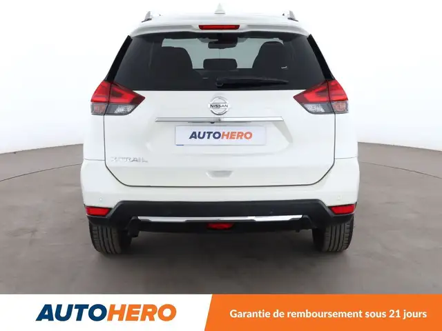 Nissan X-Trail view 5