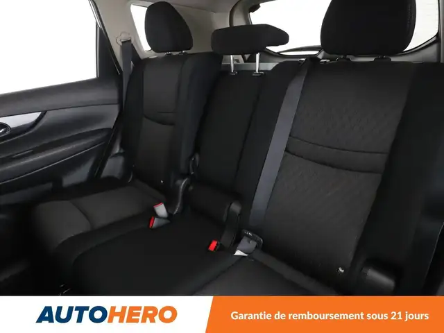 Nissan X-Trail view 14