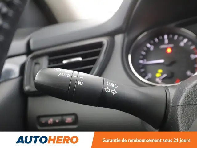 Nissan X-Trail view 25