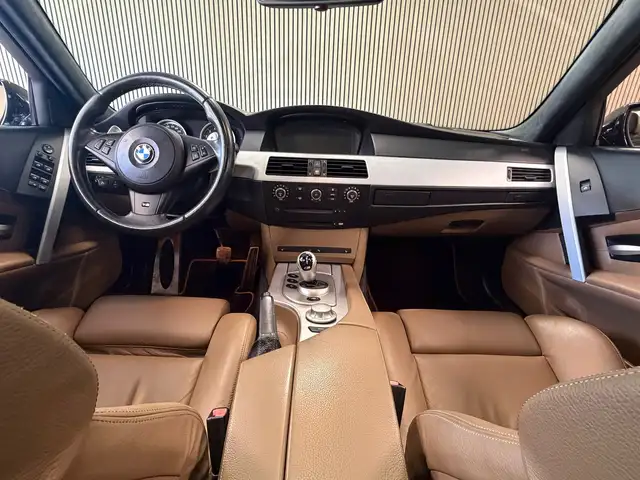 BMW M5 view 14