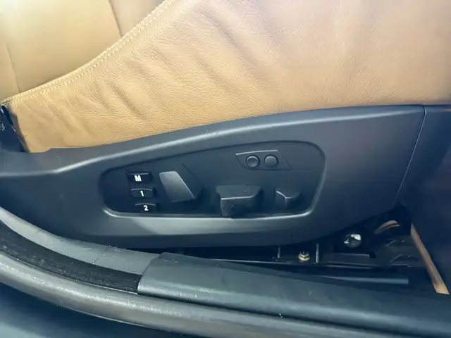 BMW M5 view 10