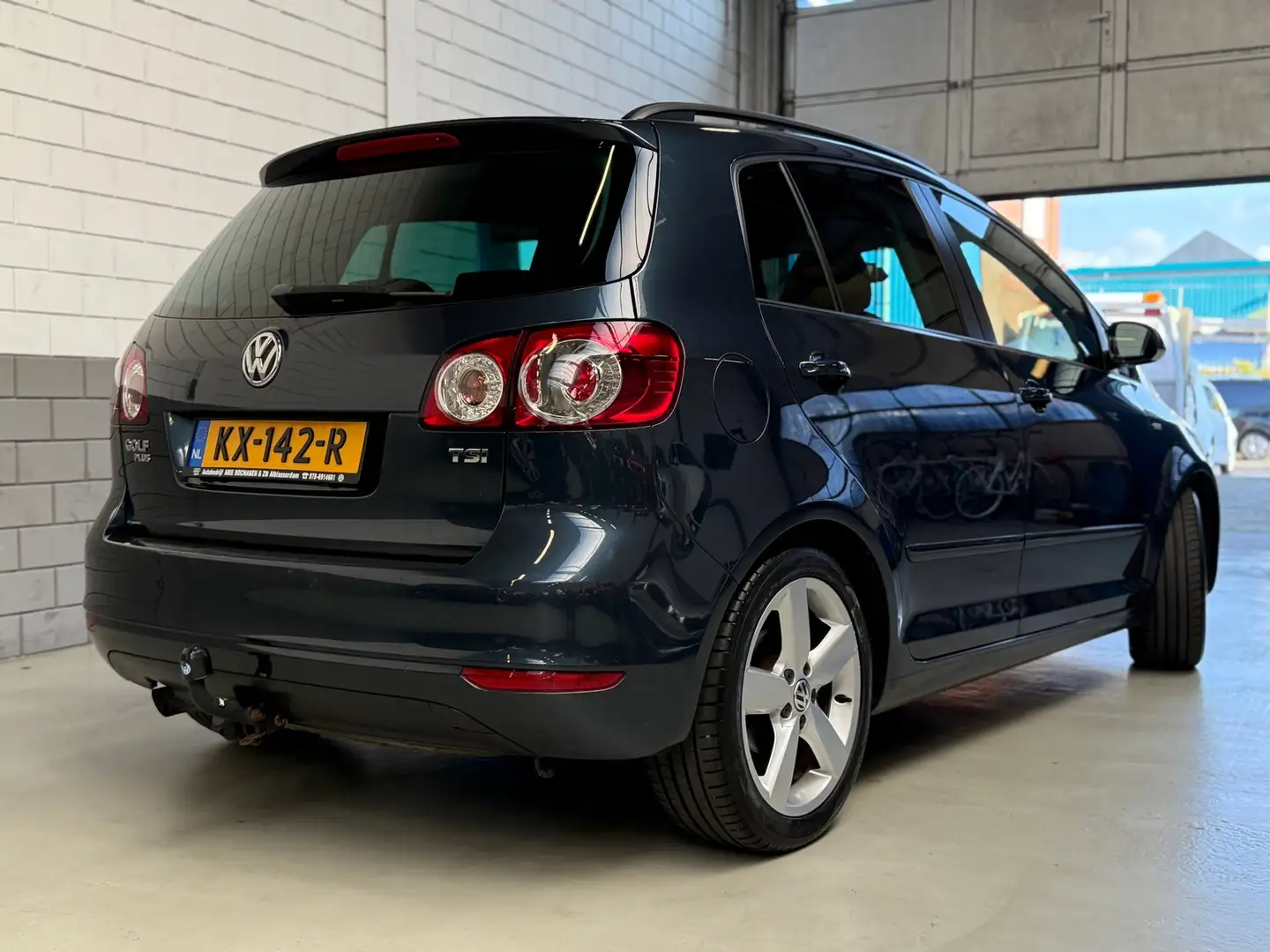 Volkswagen Golf Plus 1.2 TSI Highline BlueMotion Blauw - 2