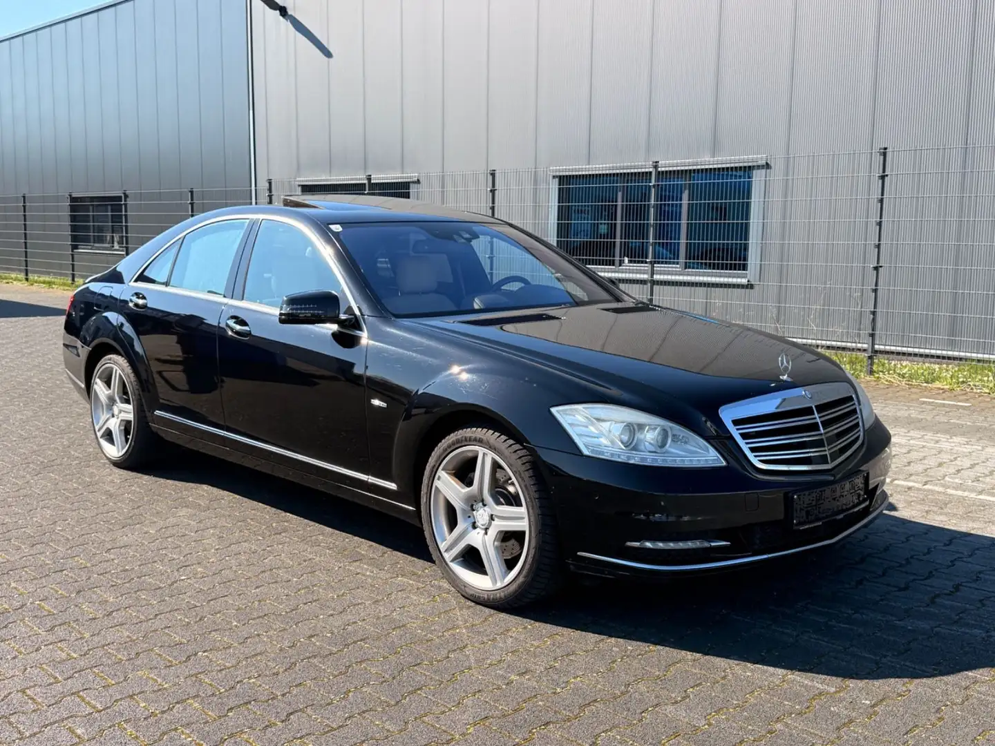 Mercedes-Benz S 350 CDI BlueTec*AMG*DESIGNO*EURO6*S-DACH Schwarz - 2