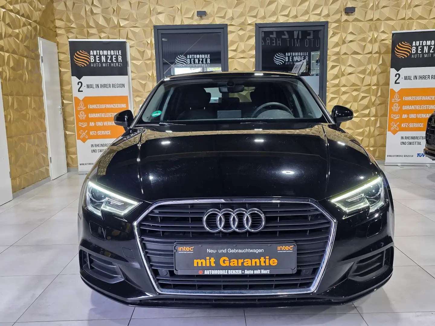 Audi A3 Limousine 35 TFSI basis**PDC**SHZ**NAVI** Negro - 2