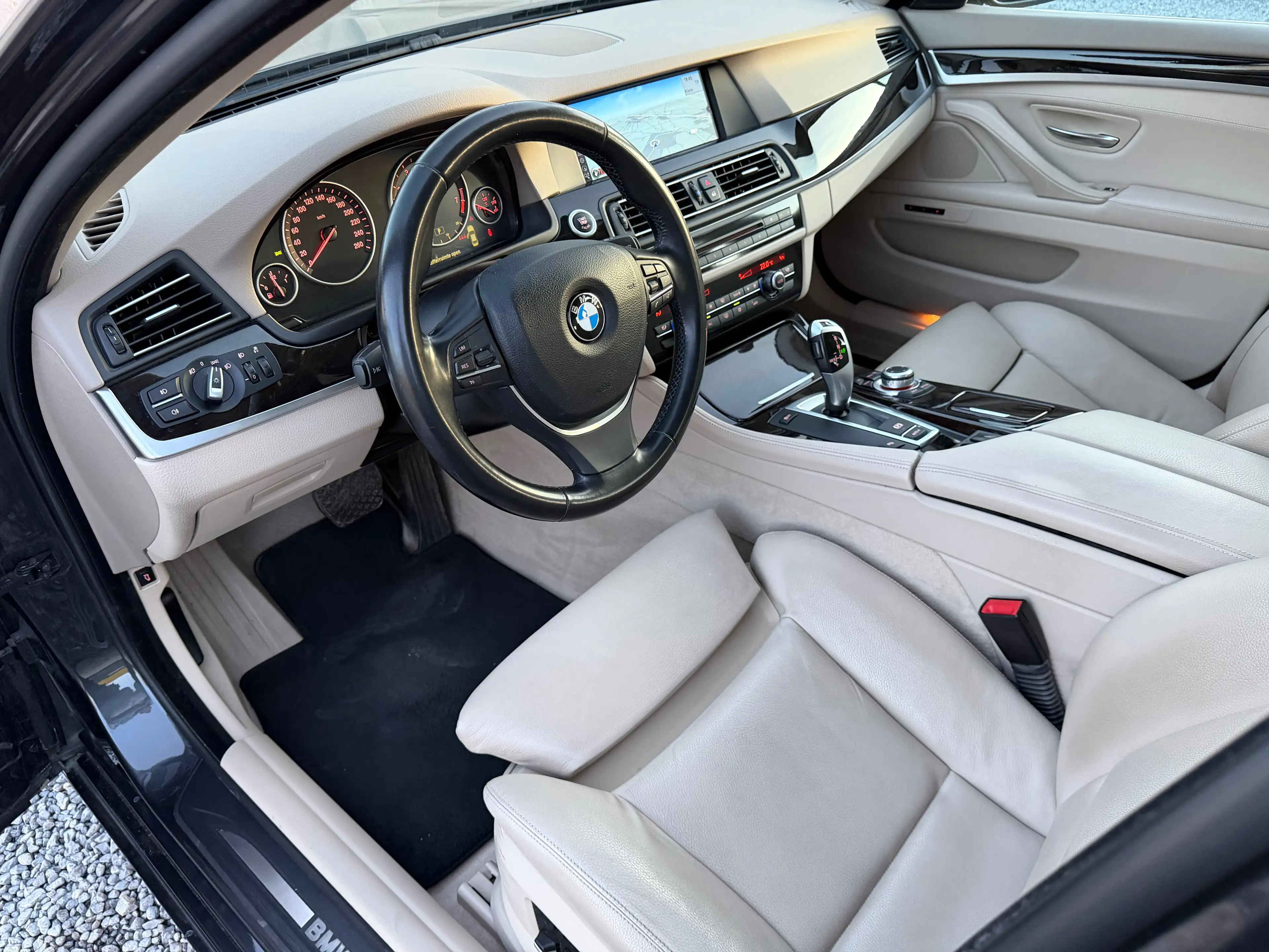 BMW 523 i * INDIVIDUAL * AUTOMATIC * NAVIGATIE * LEDER * — photo 13