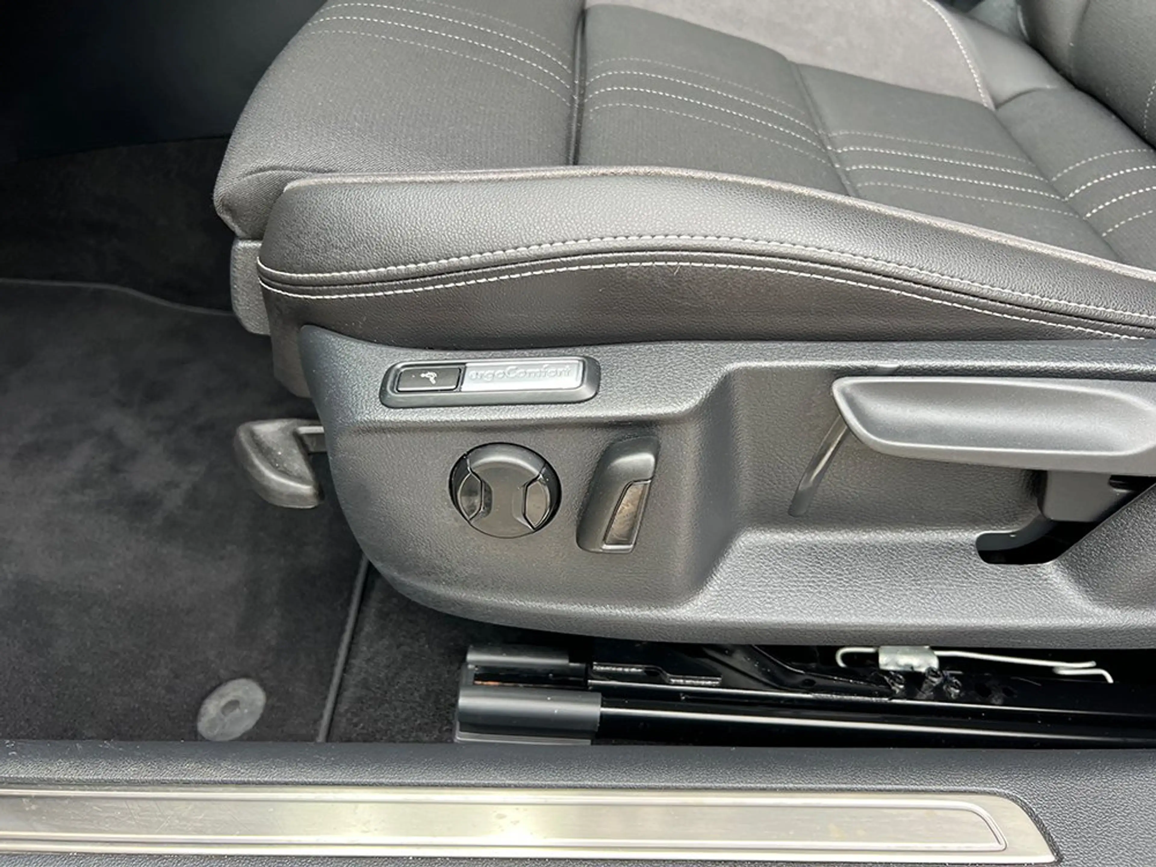 Volkswagen Passat Alltrack Passat Alltrack 2,0 TDI SCR 4Motion DSG — photo 12