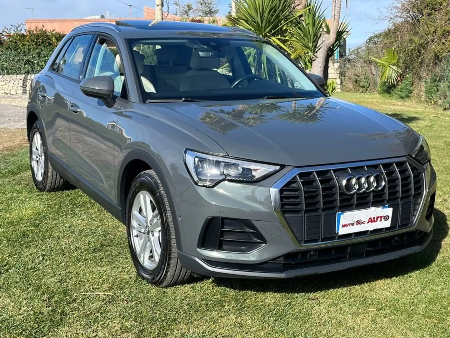 Audi Q3 Q3 40 2.0 tdi Business quattro 190cv s-tronic Gris - 1