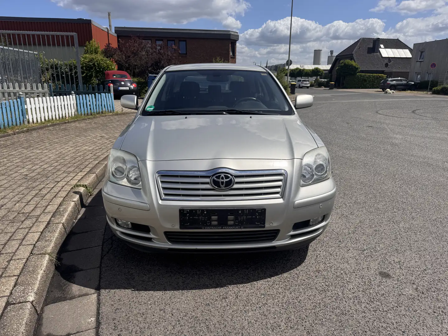 Toyota Avensis 1.8 Sol Liftback Ahk Klimaautomatik Gris - 2