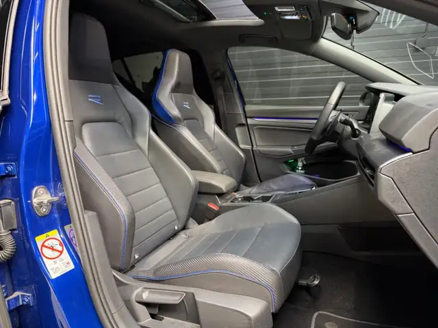 Volkswagen Golf view 12