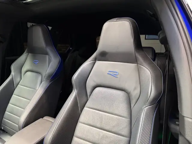 Volkswagen Golf view 8