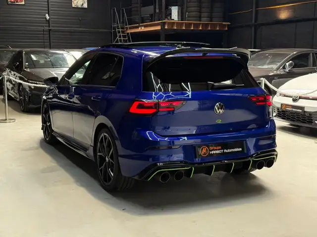 Volkswagen Golf view 4