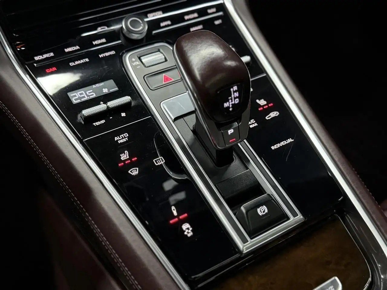 Porsche Panamera photo Porsche Panamera