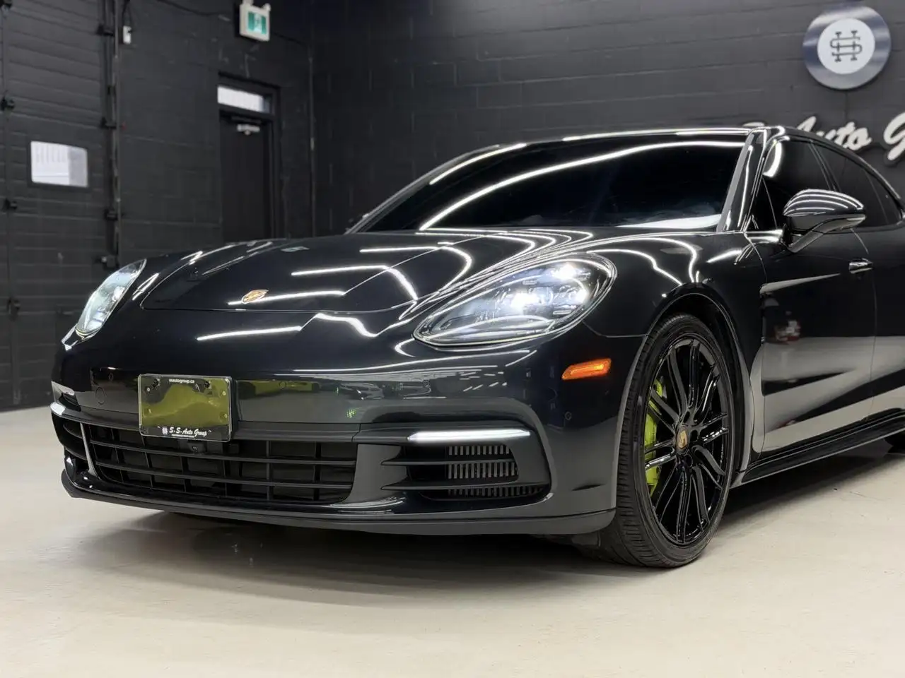 Porsche Panamera photo Porsche Panamera