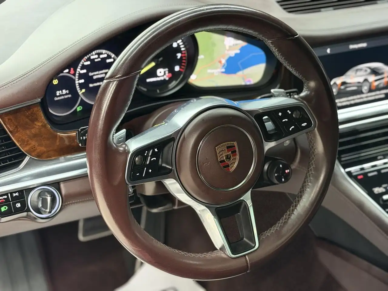 Porsche Panamera photo Porsche Panamera