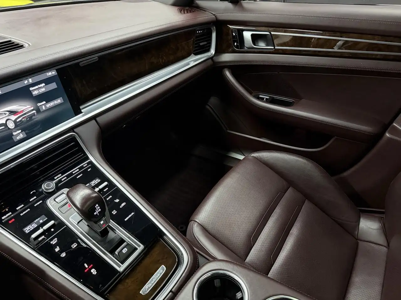 Porsche Panamera photo Porsche Panamera