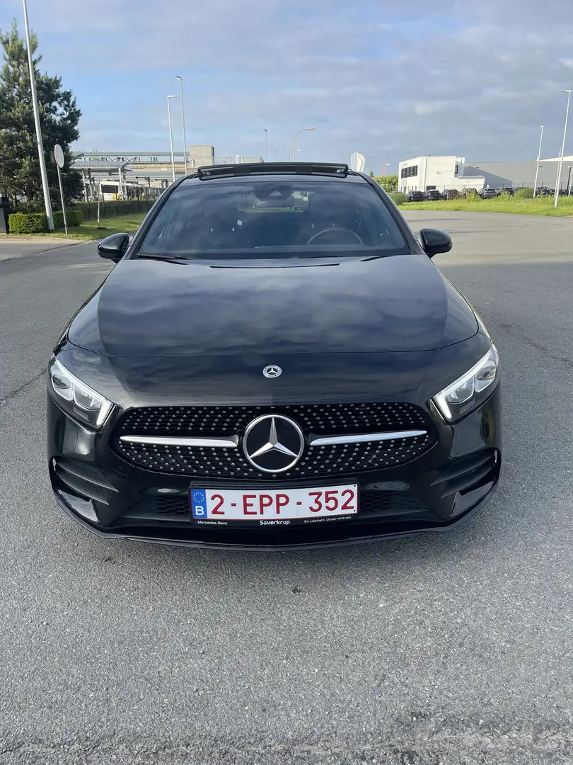 Mercedes-Benz A 200 d 4Matic 8G-DCT AMG Line - 2