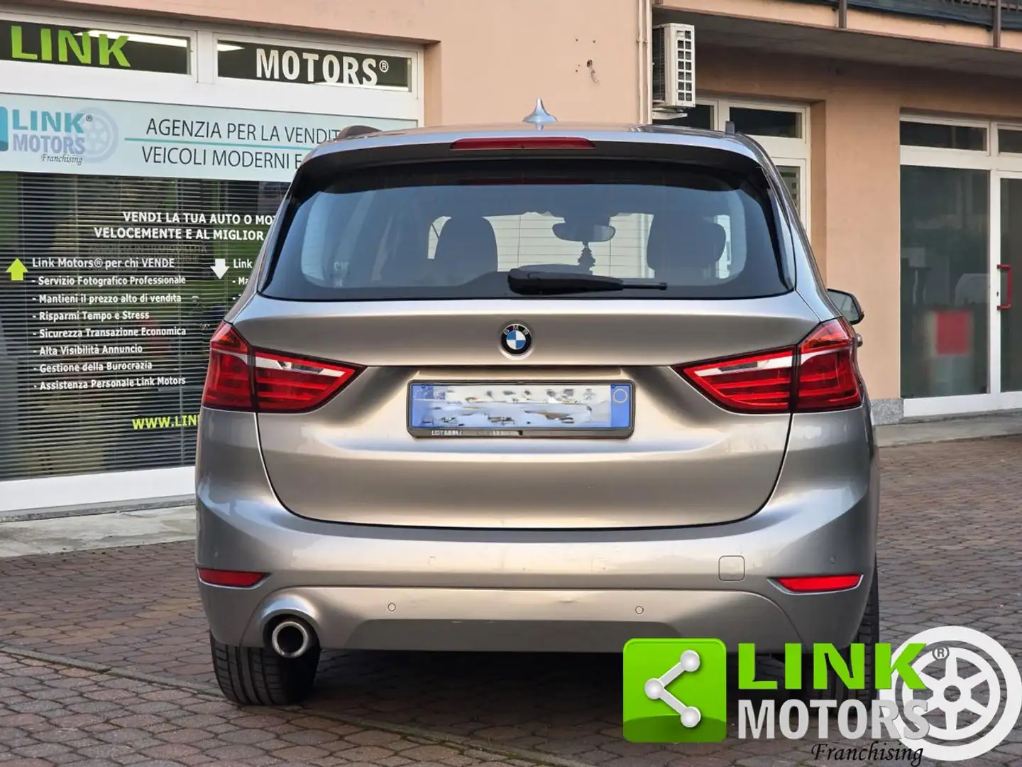 BMW 216 d 7 posti Gran Tourer  116 CV Steptronic Advantage Beige - 2