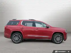 GMC Acadia снимка GMC Acadia