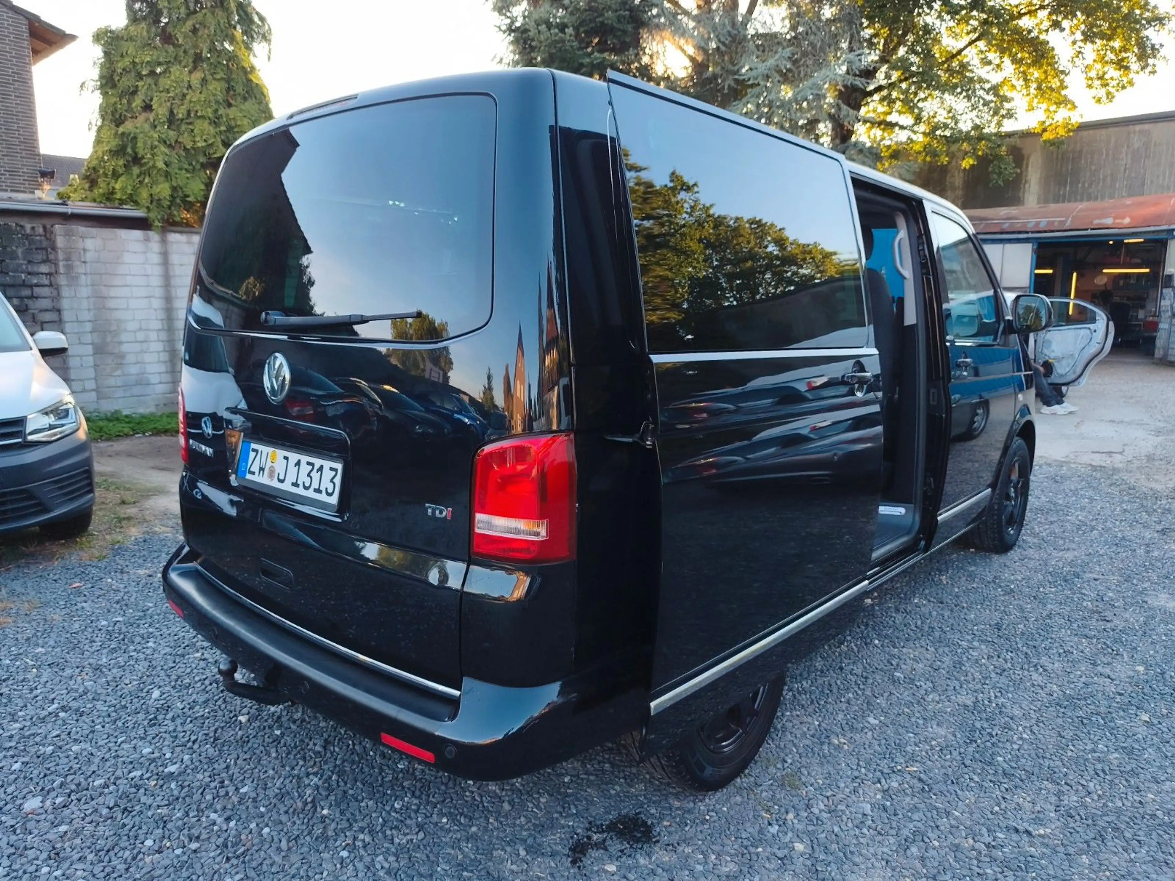 Volkswagen T5 Transporter Bus Multivan Match*KLIMA*PDC* — photo 5