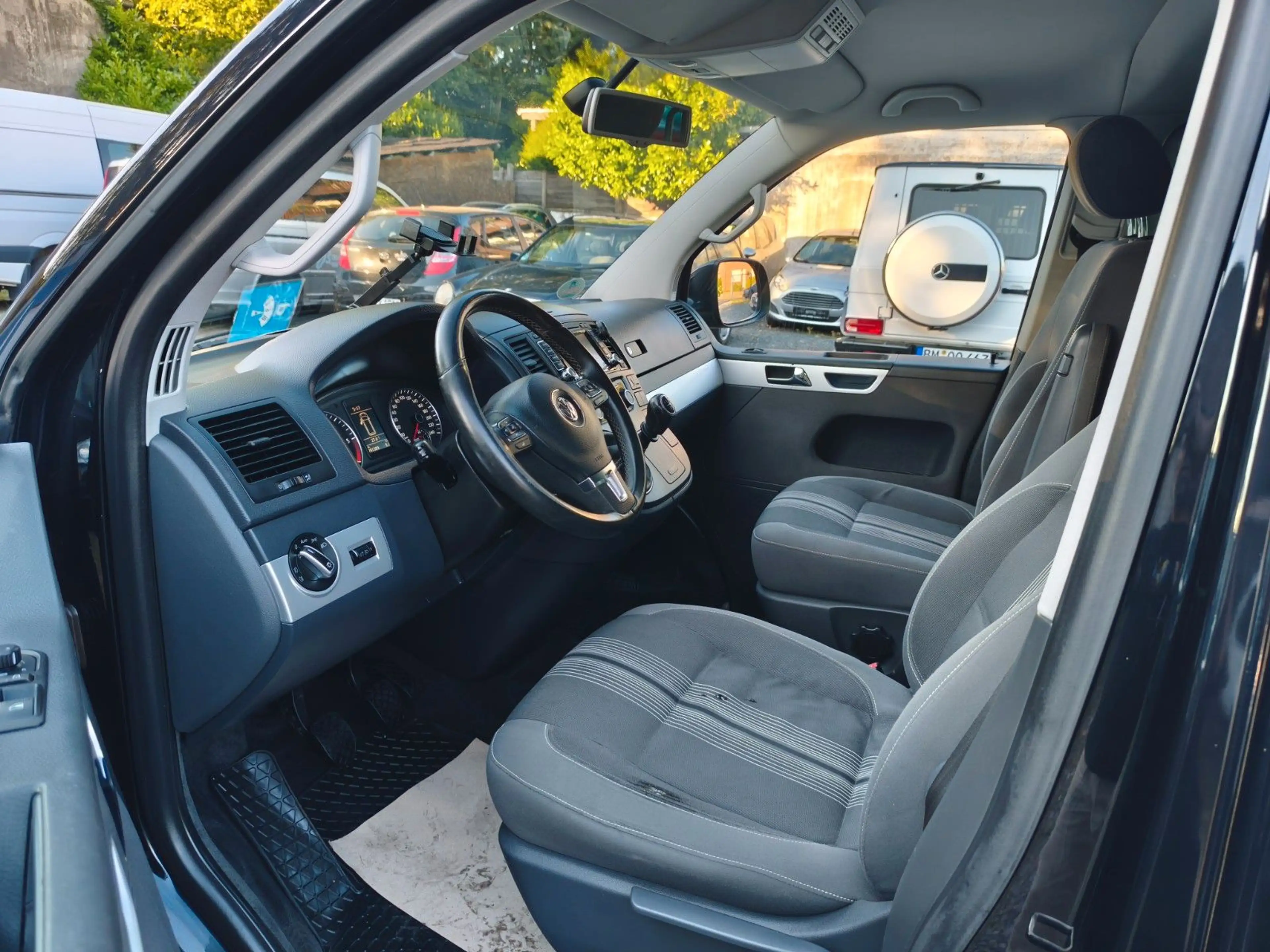 Volkswagen T5 Transporter Bus Multivan Match*KLIMA*PDC* — photo 10