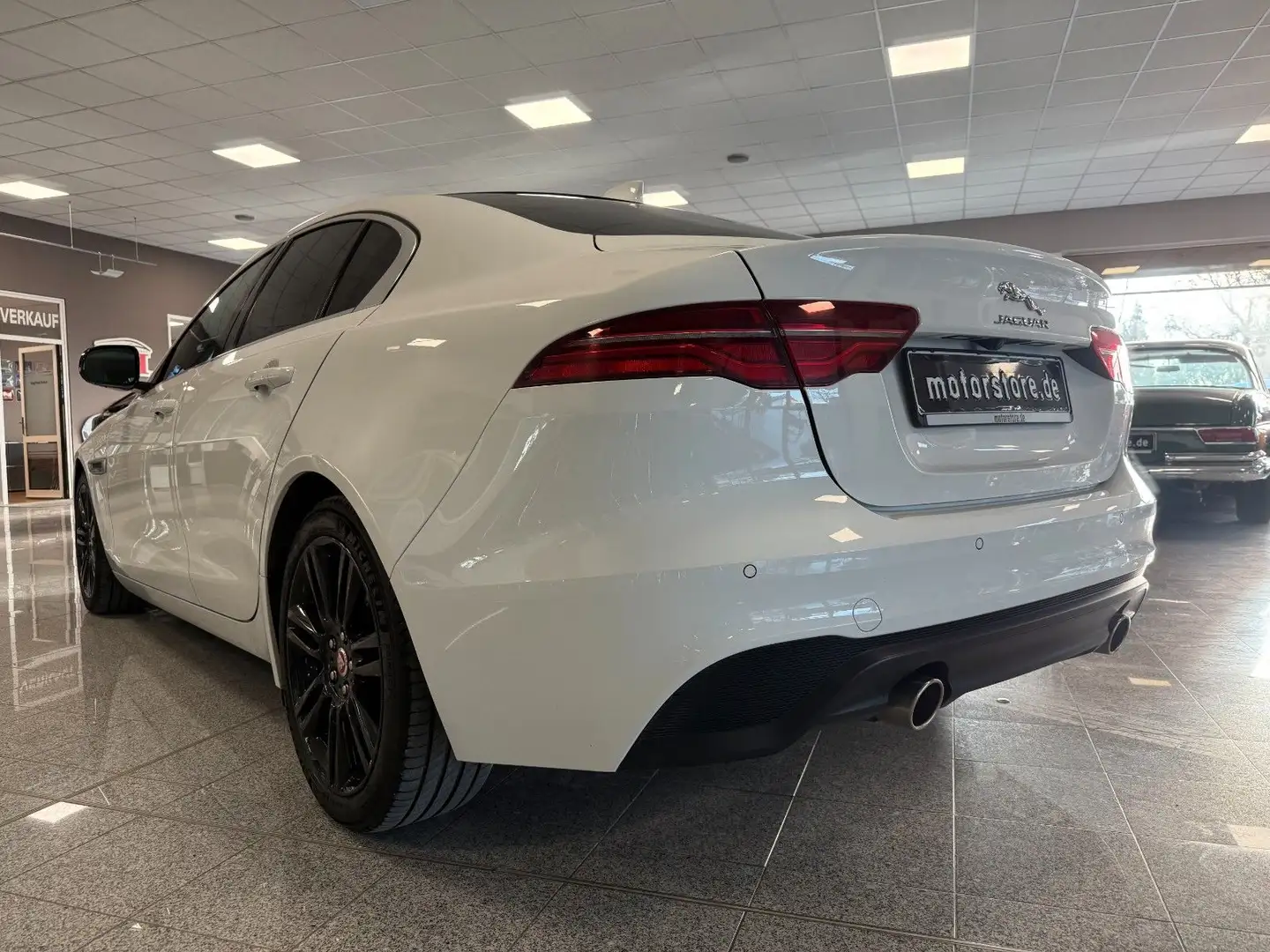 Jaguar XE P250 S LIMOUSINE AUT. (8G) |LED|18"|CAM|PDC Weiß - 1