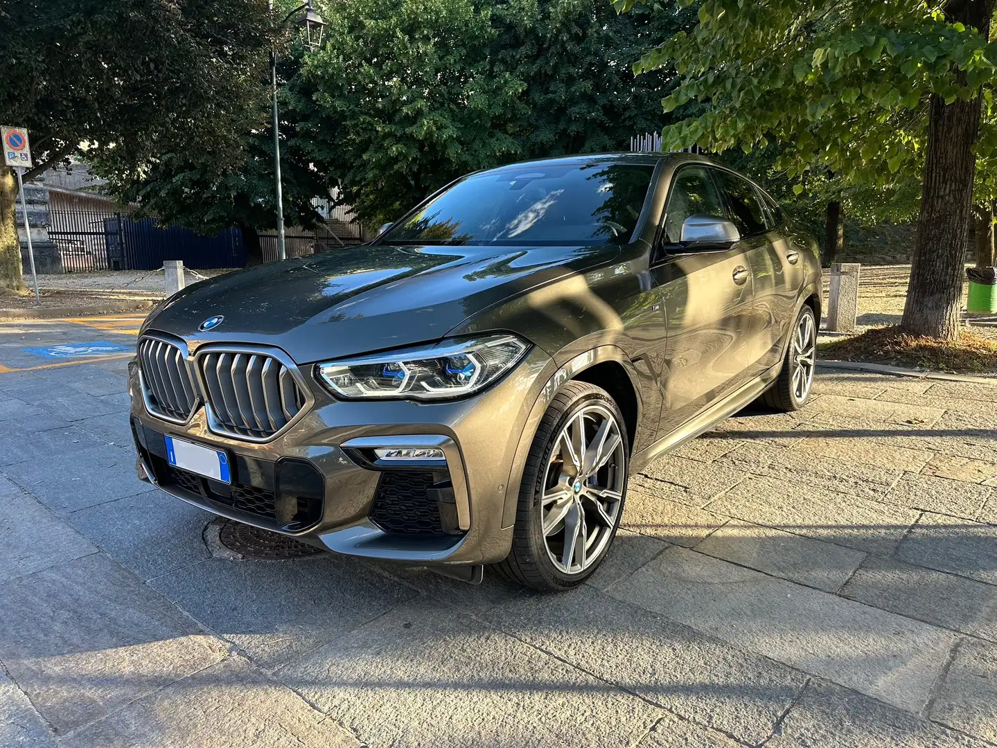 BMW X6 X6 G06 M50d auto FULL OPTIONAL Verde - 1