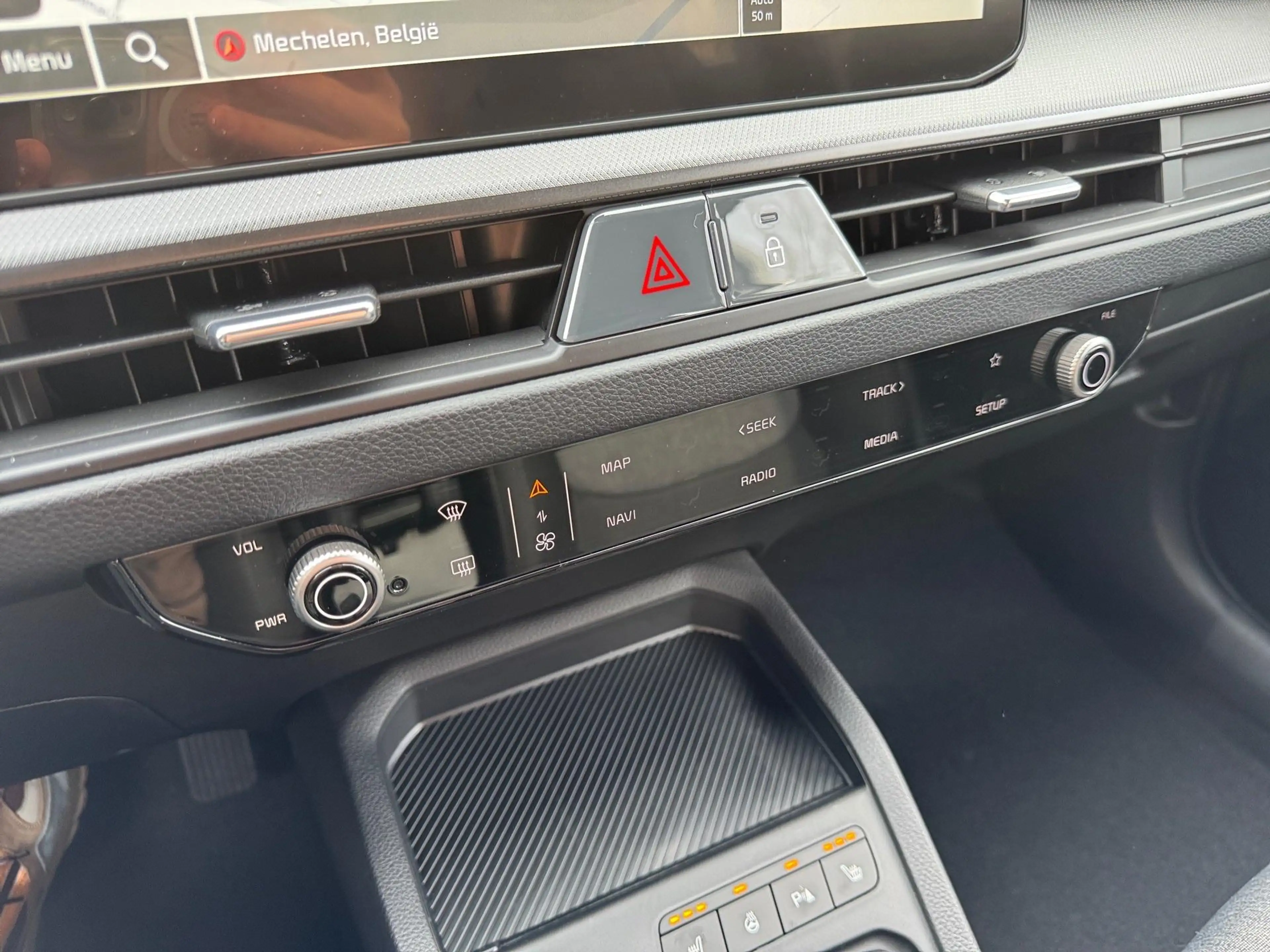 Kia Stonic 1.0 T-GDI DCT Silver — photo 13