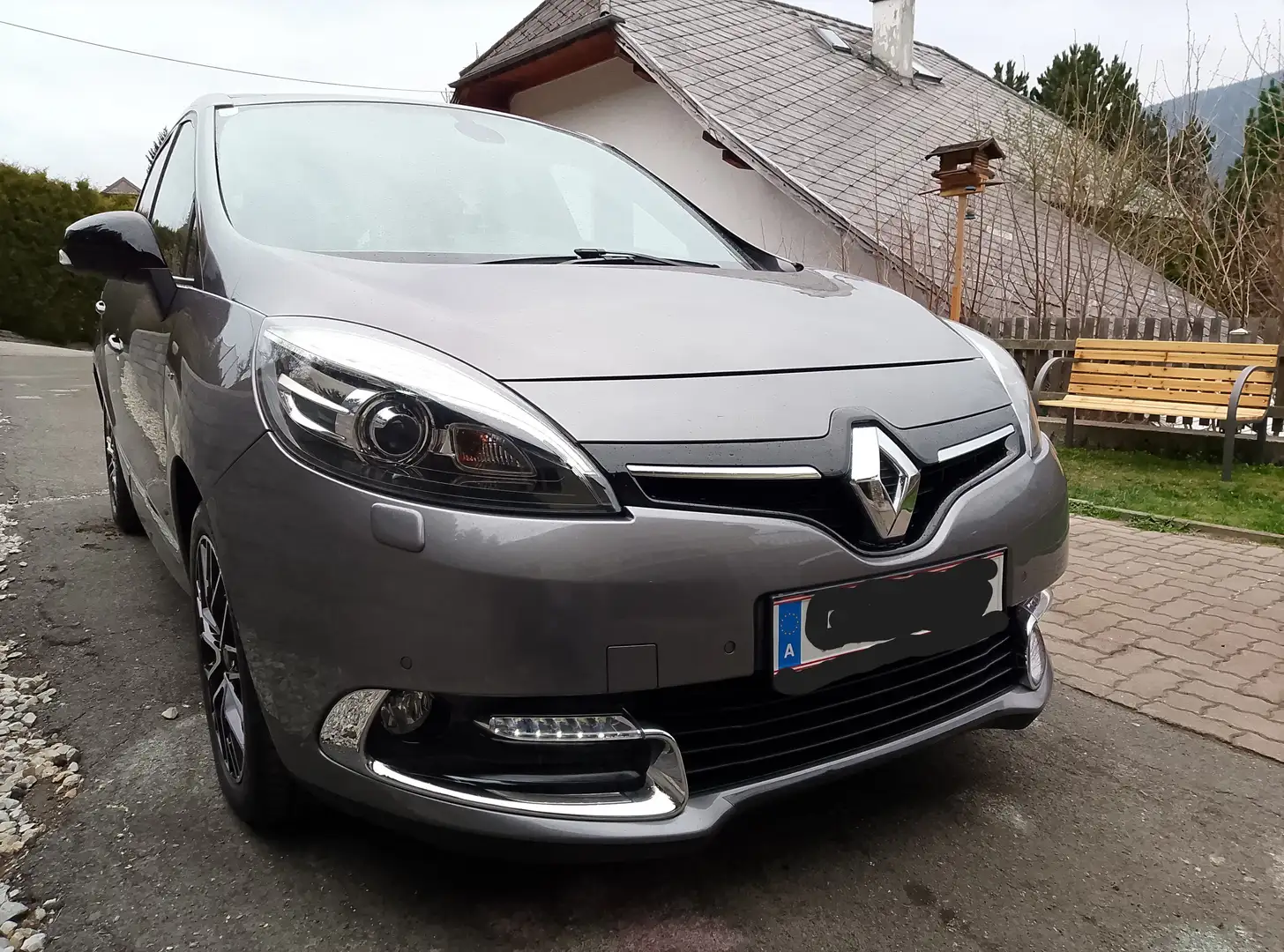 Renault Scenic Scénic Bose Edition, neues Pickerl, 8fach Alu, Panoramaglasdach Grau - 1