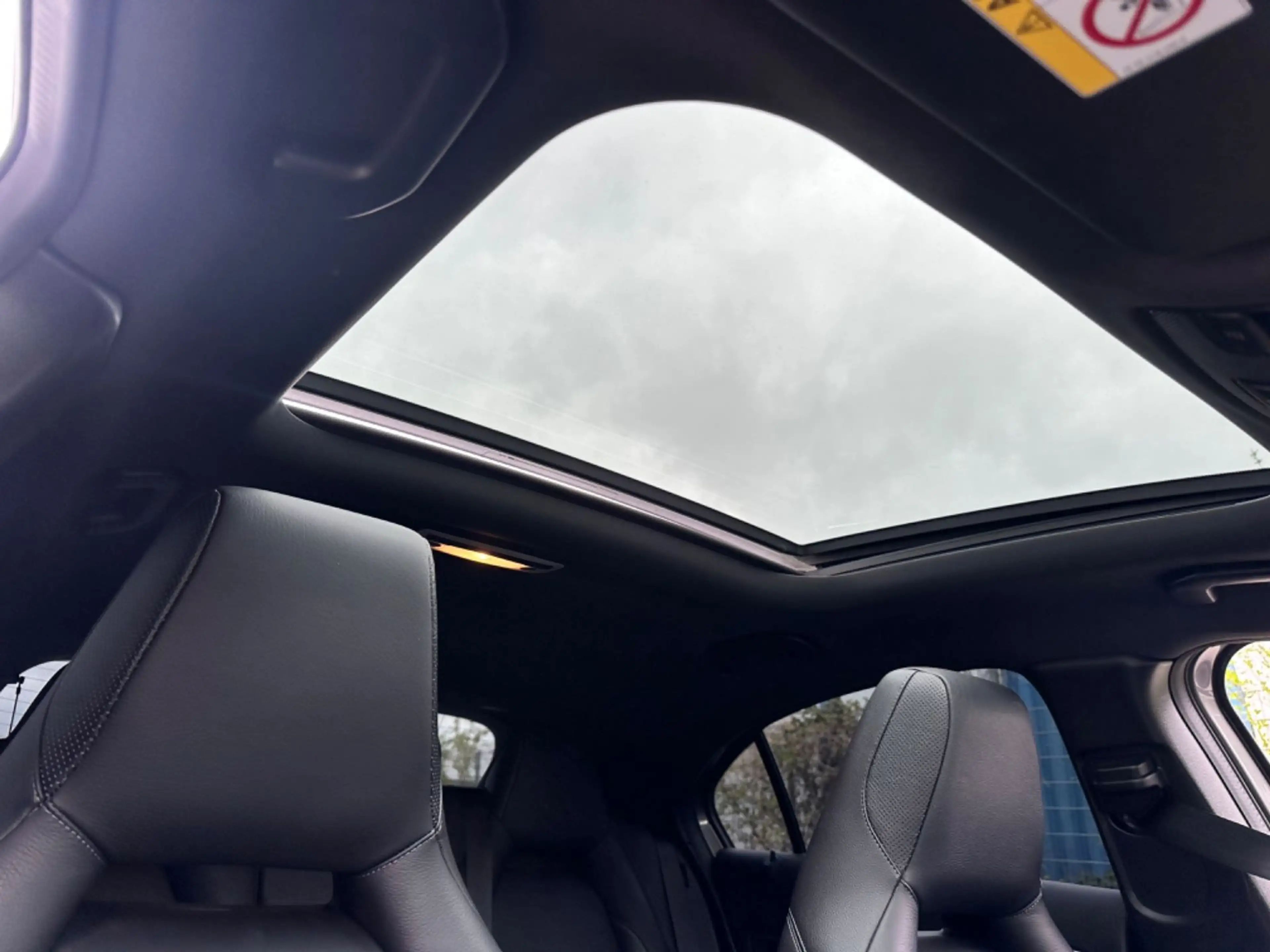 Mercedes-Benz A 45 AMG 4Matic * SportAbgas * Panorama * H&K * — photo 11