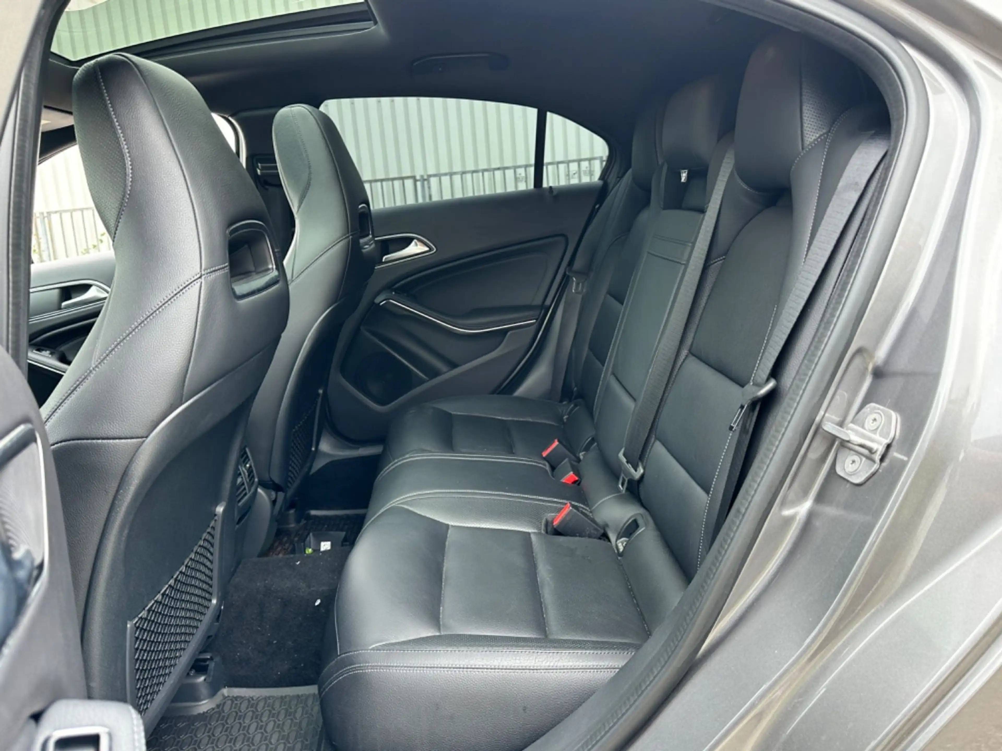 Mercedes-Benz A 45 AMG 4Matic * SportAbgas * Panorama * H&K * — photo 10