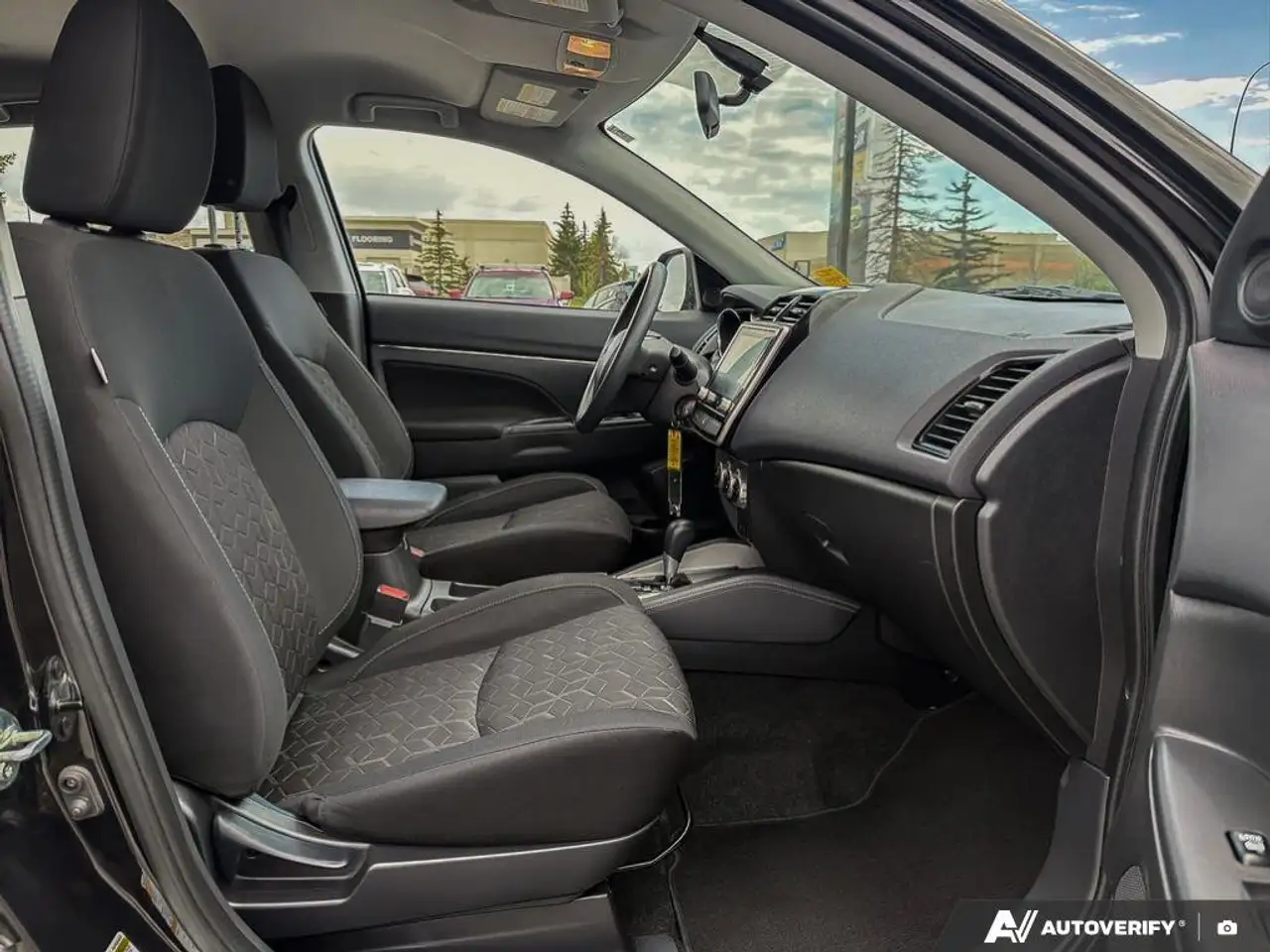 Mitsubishi RVR снимка Mitsubishi RVR