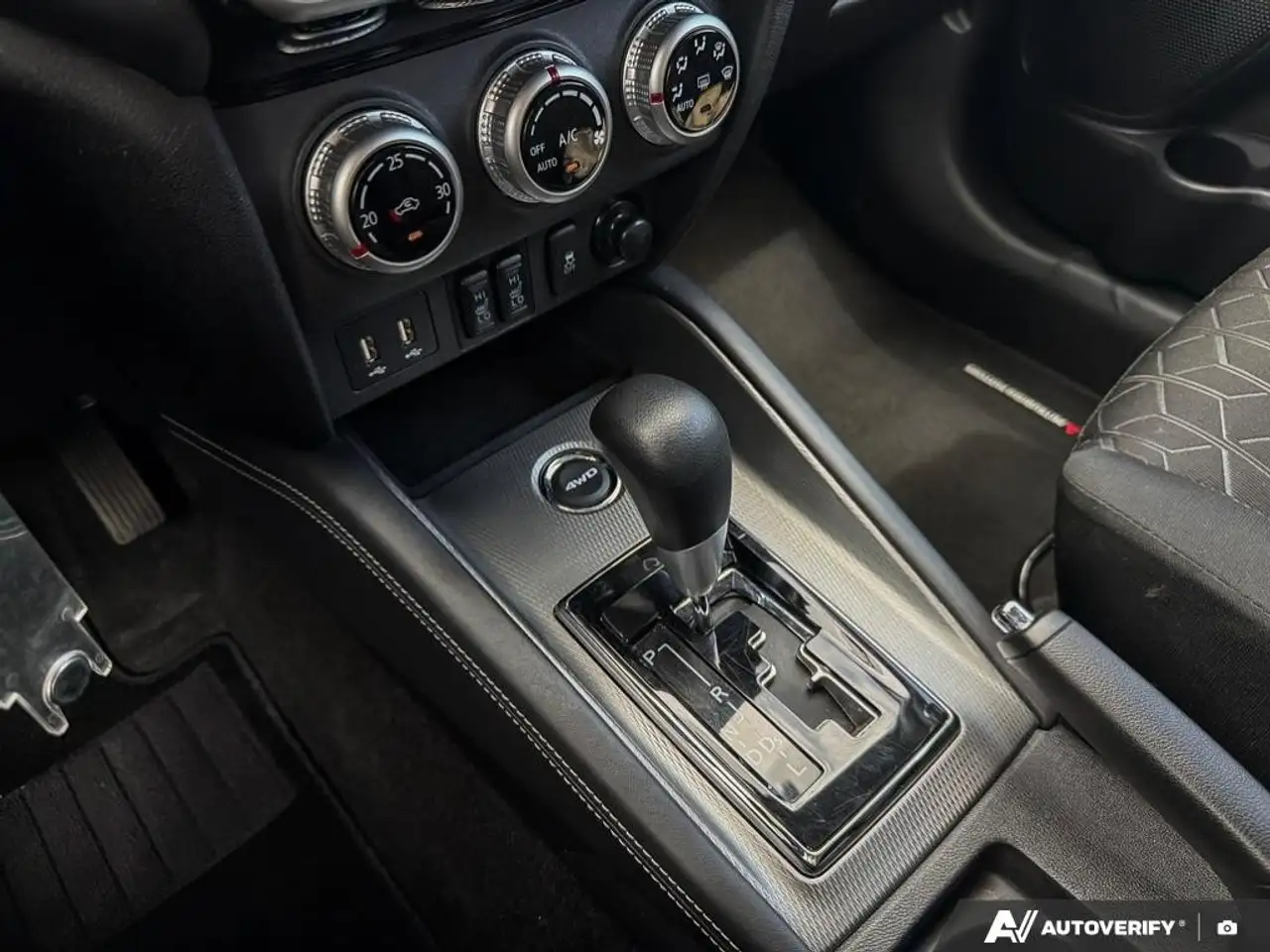 Mitsubishi RVR снимка Mitsubishi RVR