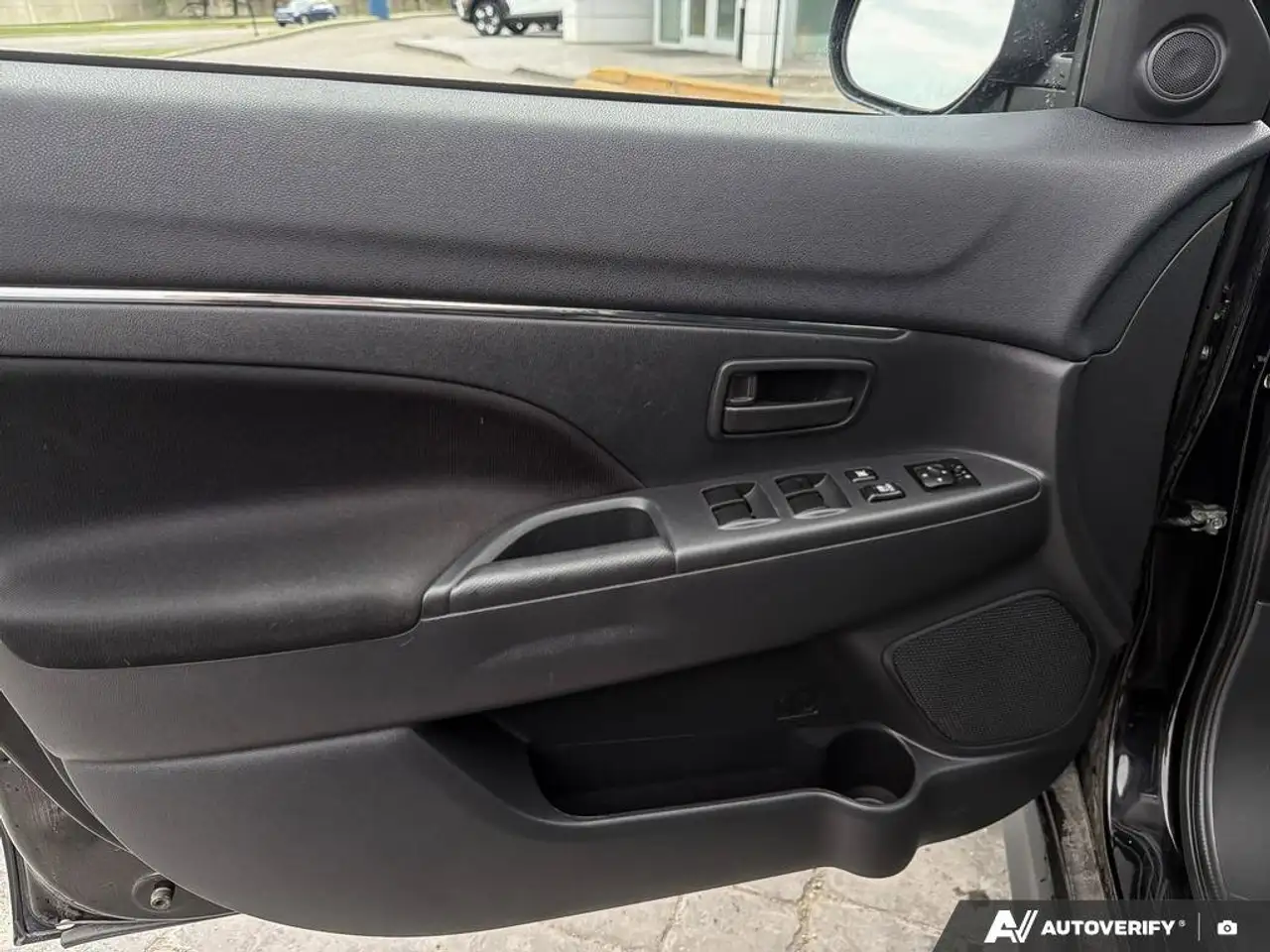 Mitsubishi RVR снимка Mitsubishi RVR