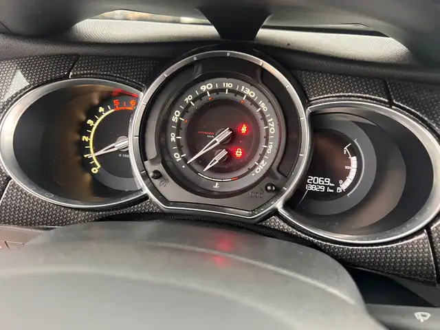 Citroen DS3 view 13