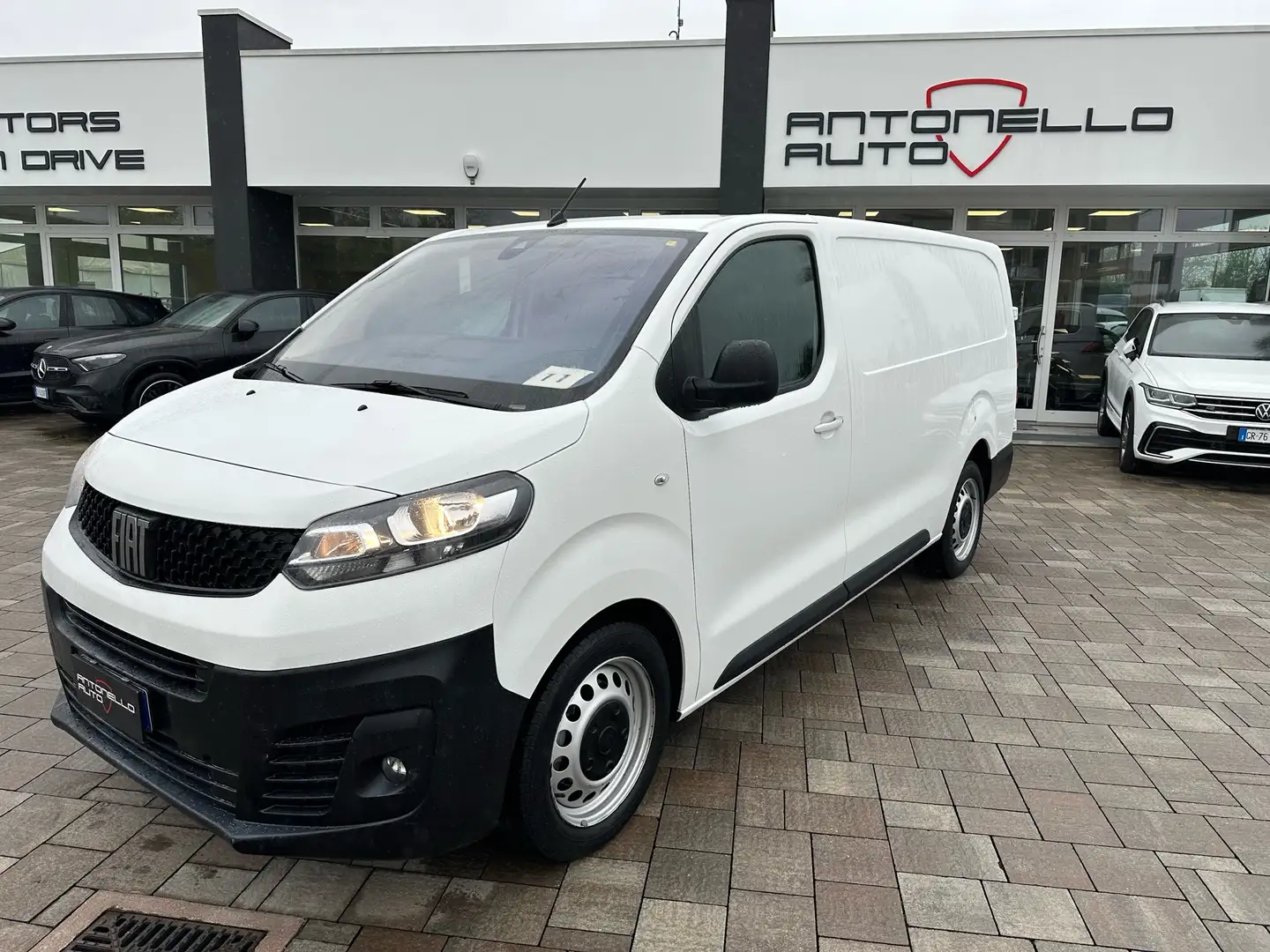 Fiat Scudo 2.0 BlueHDi 145CV PL-SL-TN FURGONE LOUNGE L3H1 Blanc - 1