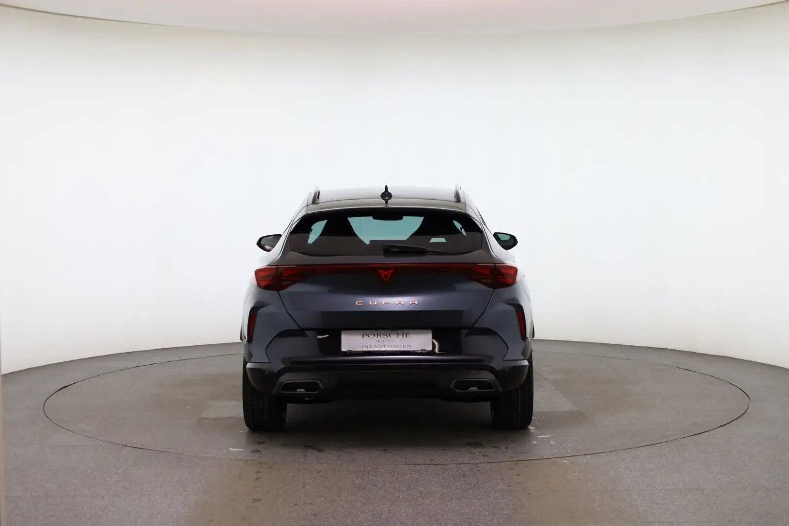 CUPRA Formentor 2.0 TDI 150 PS DSG Grau - 2