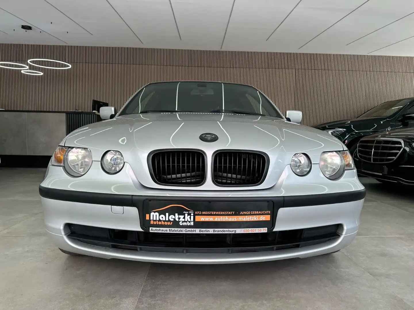 BMW 316 Ti Compact*PDC*Tempomat*SHZ*Automatik* Srebrny - 2