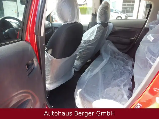 Mitsubishi Space Star view 11