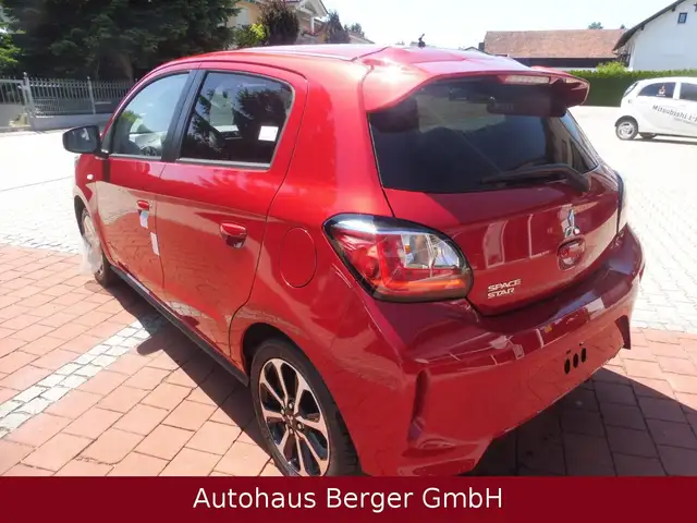 Mitsubishi Space Star view 7