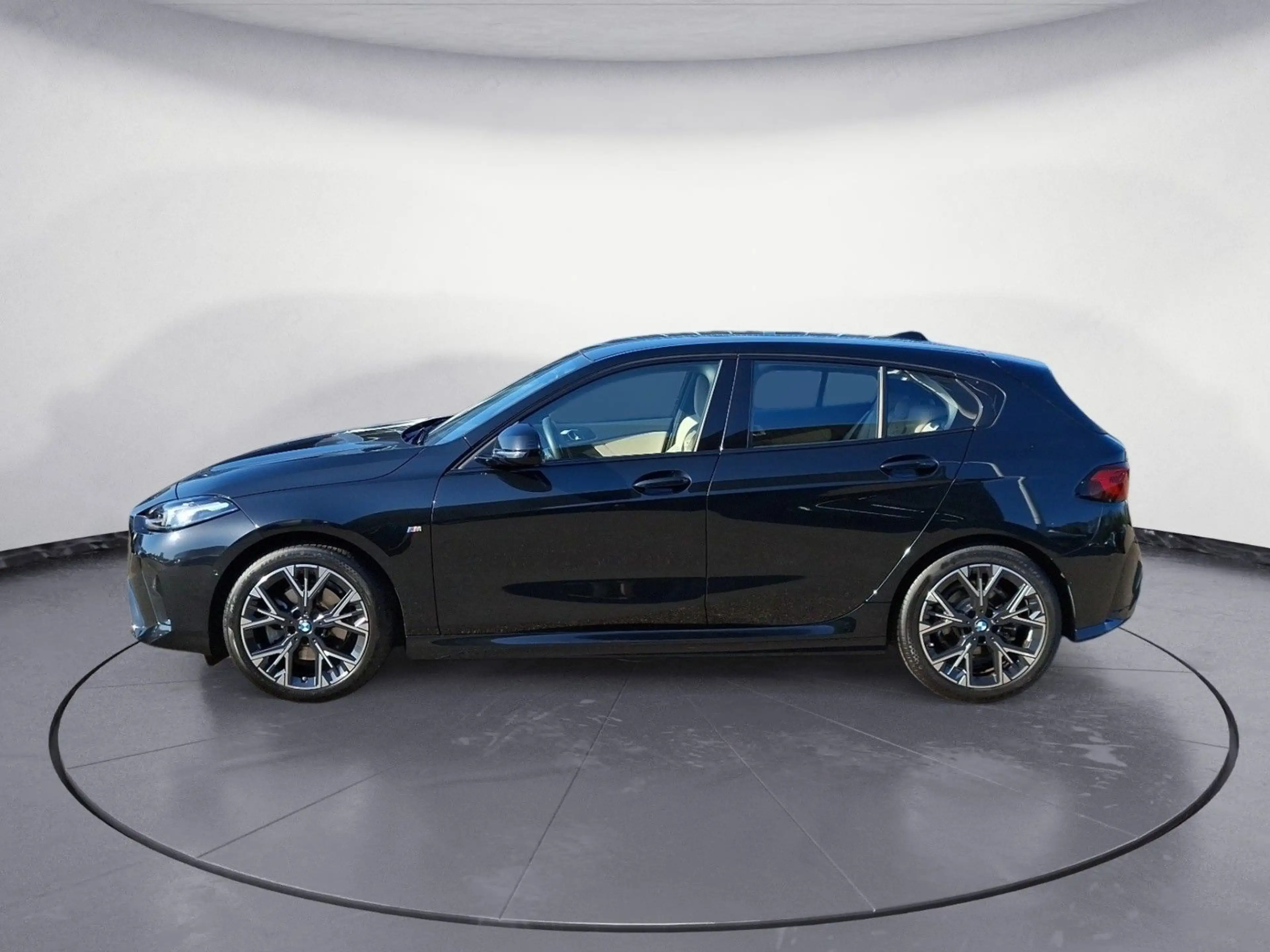 BMW 120 d Steptronic M SPORT Driving Assistant Adapti — photo 3