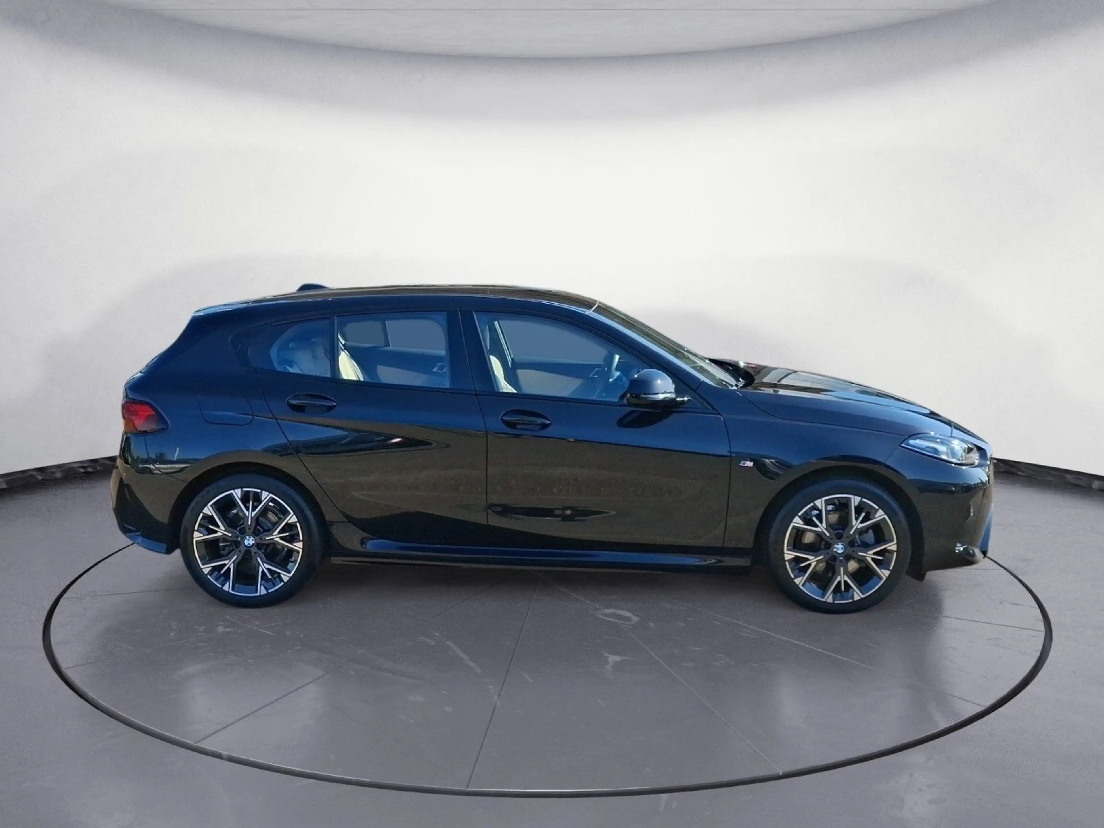 BMW 120 d Steptronic M SPORT Driving Assistant Adapti — photo 6
