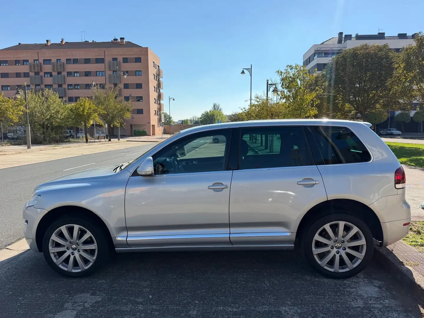 Volkswagen Touareg R Line - 2