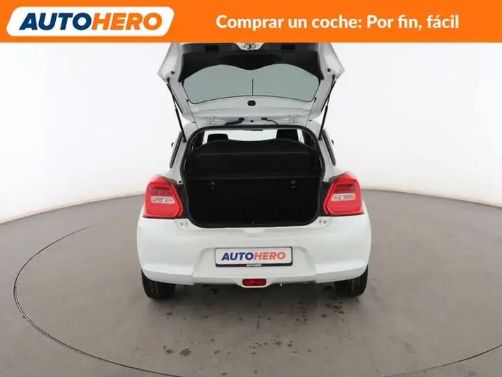Suzuki Swift 1.2 GLE Mild Hybrid 2022, foto 17
