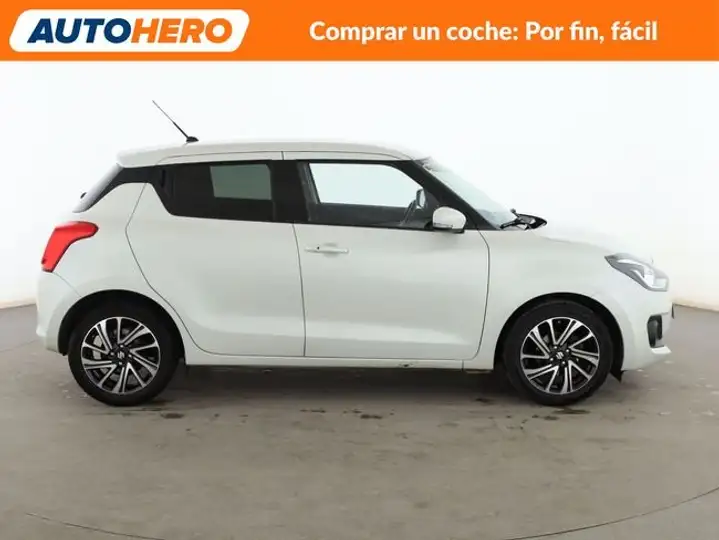 Suzuki Swift 1.2 GLE Mild Hybrid 2022, foto 7
