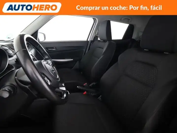 Suzuki Swift 1.2 GLE Mild Hybrid 2022, foto 11