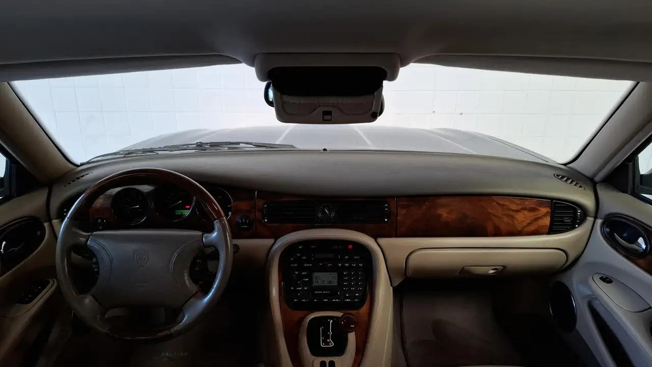 Jaguar XJ 3.2 V8 Executive NL-AUTO/NAP/WASSENAAR GELEVERD/RECENTE LPG-G3 ✔️, foto 9