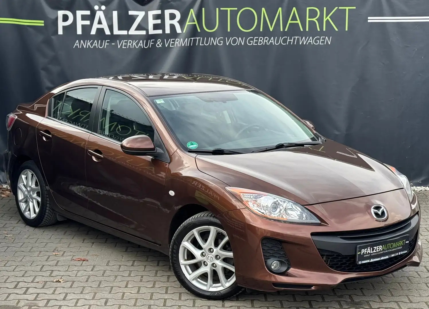 Mazda 3 Edition 95.000 km Sitzheizung PDC Klimaautomatik Braun - 1