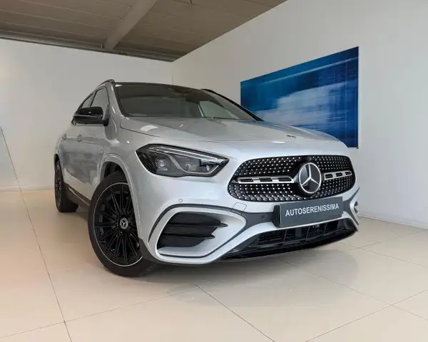 Mercedes-Benz GLA 200 Automatic AMG Line Premium Plus