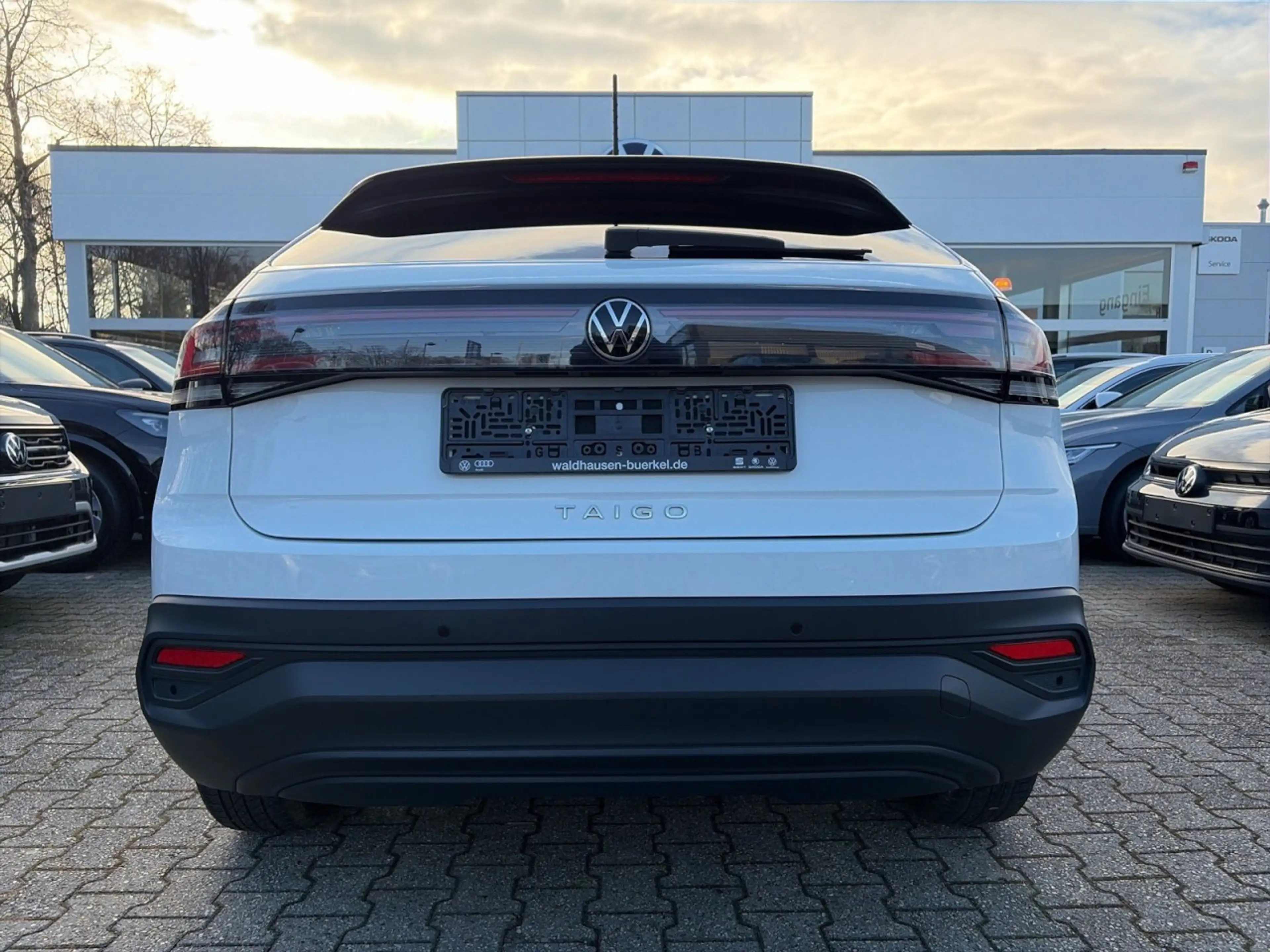 Volkswagen Taigo 1.0 TSI LED+Ganzjahresreifen Klima Einparkhilfe — photo 4